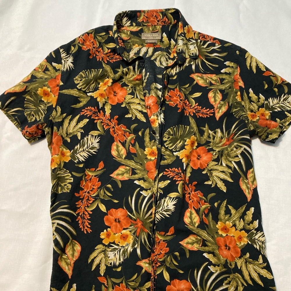 Zara Men’s Hawaiian shirt size s